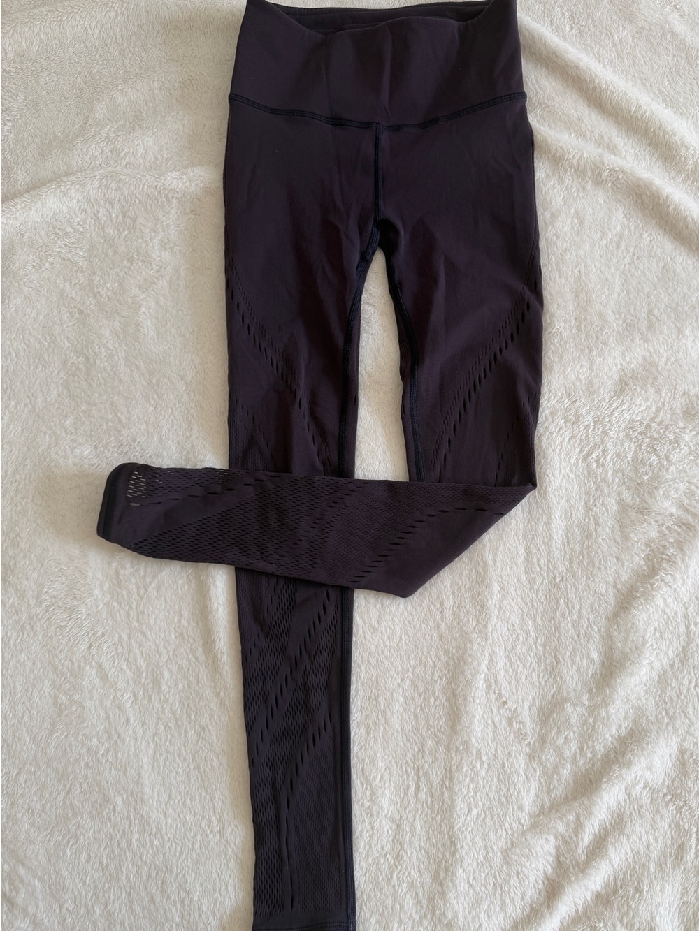 lululemon Women Sz 4 Reveal Tight Precision 25” Bosenberry